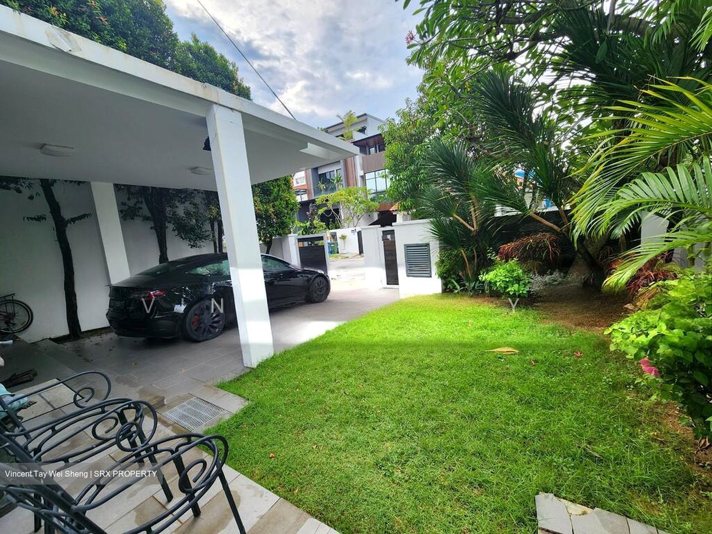 Opera Estate (D15), Terrace #503346661